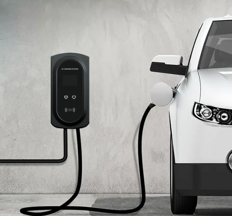 Yeni Enerji Araçları Parçaları Aksesuarları AC Duvar Kutusu Wallbox EV Şarj Kutusu Elektrikli Araçlar İçin DC Şarj İstasyonları